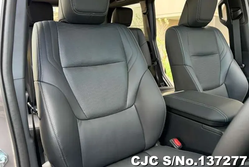 Toyota Land Cruiser 250 in Gray for Sale Image 12