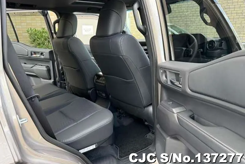 Toyota Land Cruiser 250 in Gray for Sale Image 16