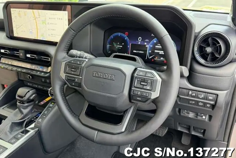 Toyota Land Cruiser 250 in Gray for Sale Image 19