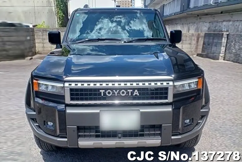 Toyota Land Cruiser 250 in Black for Sale Image 4