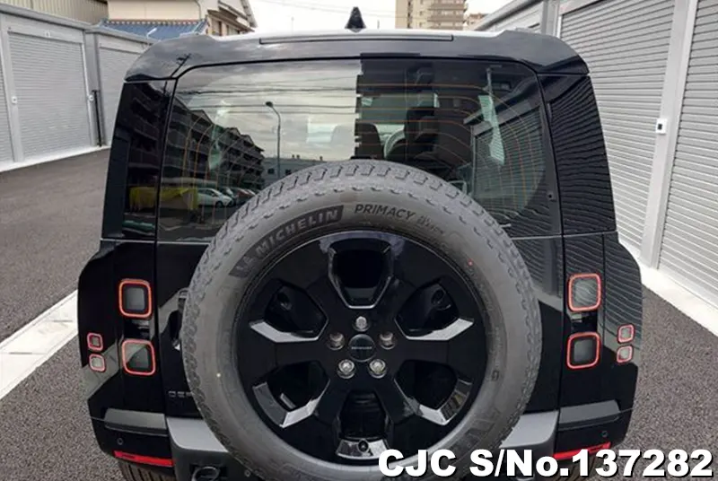 Land Rover Defender in Black for Sale Image 1