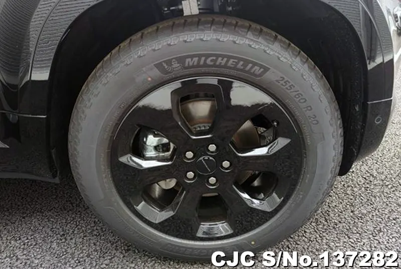 Land Rover Defender in Black for Sale Image 12