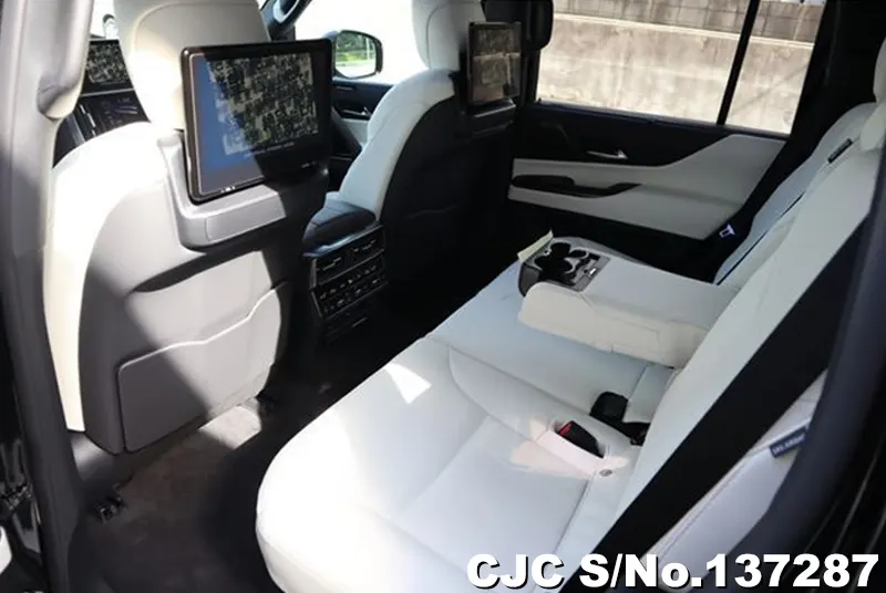 Lexus LX700H in Black for Sale Image 14