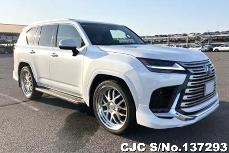 Lexus / LX700H 2025