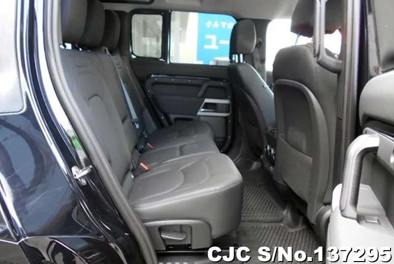 Land Rover Defender in Black for Sale Image 11