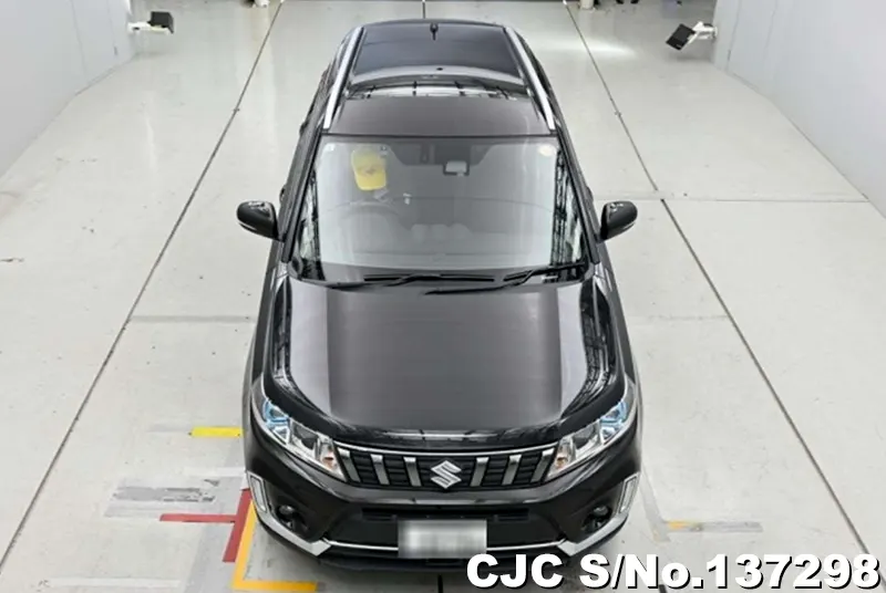 Suzuki Escudo in Black for Sale Image 4