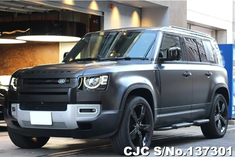 Land Rover Defender in Black for Sale Image 3