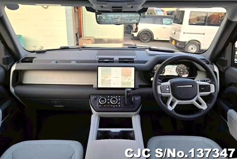 Land Rover Defender in Gray for Sale Image 2