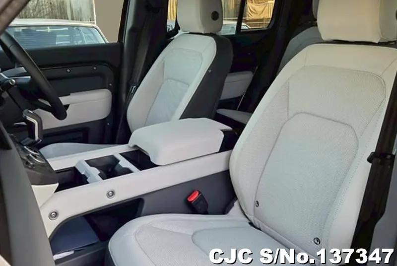 Land Rover Defender in Gray for Sale Image 4