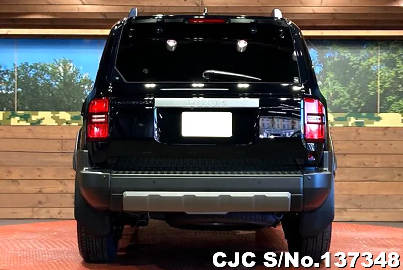 Toyota Land Cruiser 250 in Black for Sale Image 5