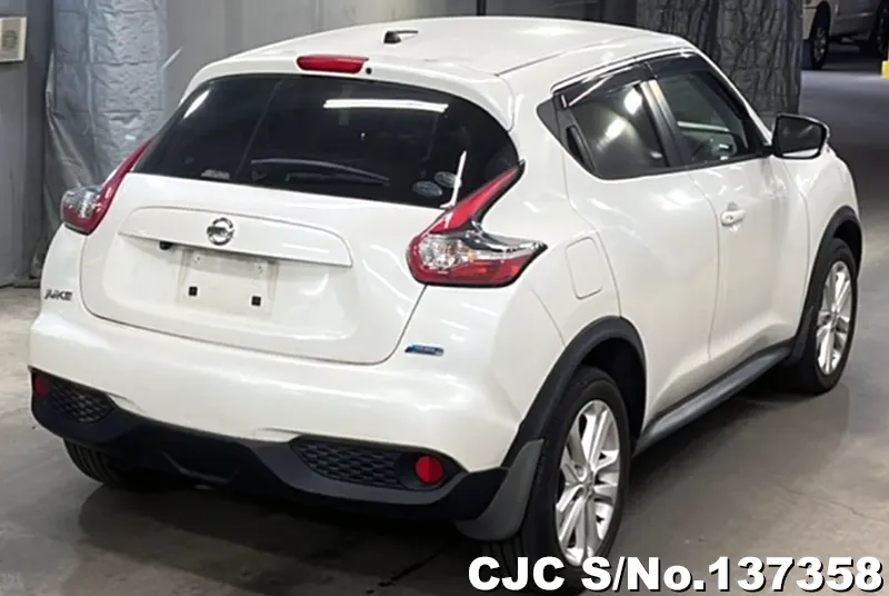 Nissan Juke in White for Sale Image 2