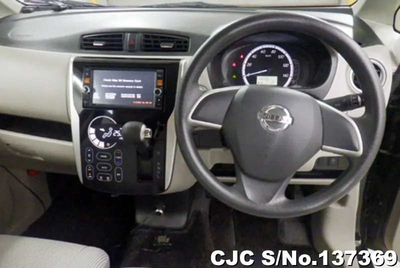 Nissan Dayz in Black for Sale Image 4
