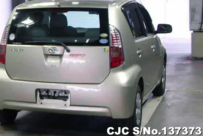 Toyota Passo in Yellow for Sale Image 2