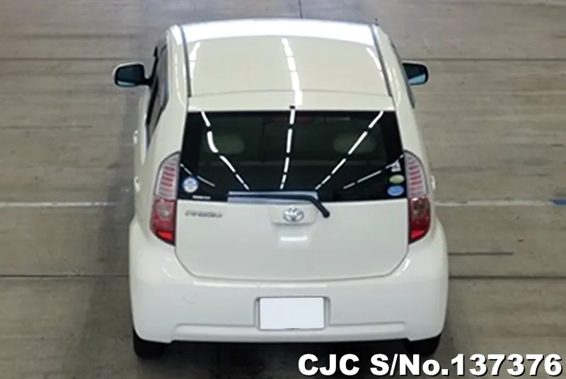 Toyota Passo in White for Sale Image 2