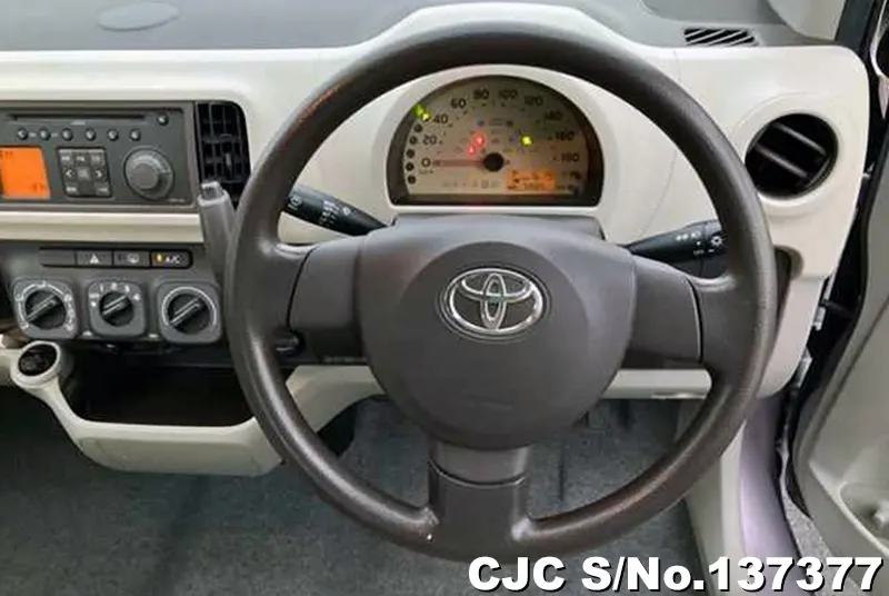 Toyota Passo in Purple for Sale Image 4