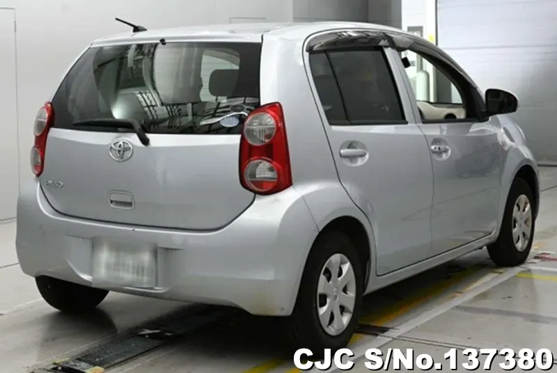 Toyota Passo in Silver for Sale Image 1