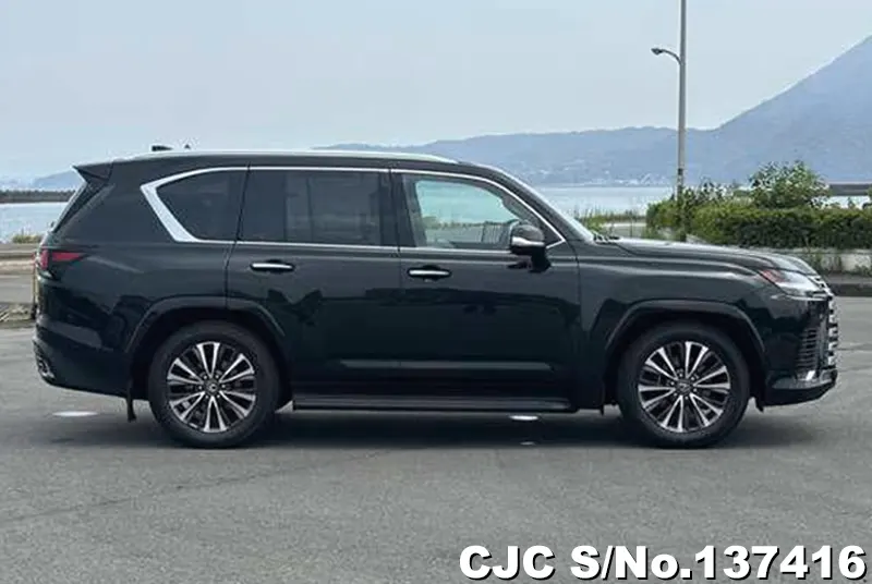 Lexus LX 600 in Black for Sale Image 4