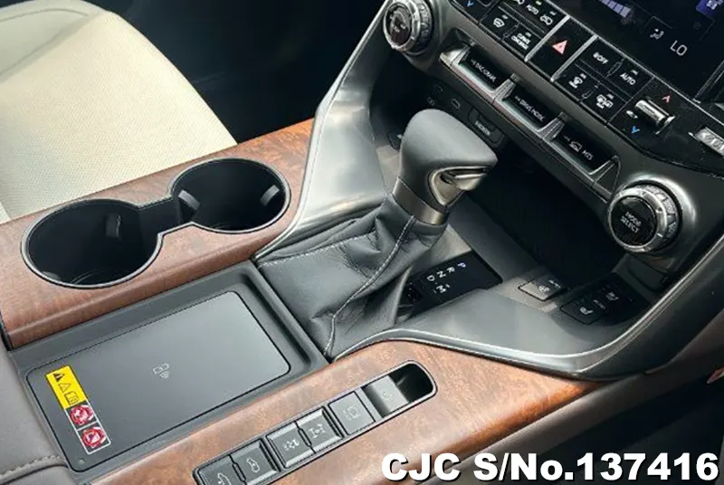 Lexus LX 600 in Black for Sale Image 13