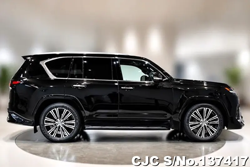 Lexus LX 600 in Black for Sale Image 3