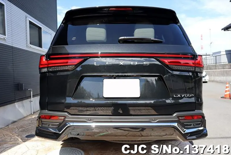 Lexus LX700H in Black for Sale Image 5