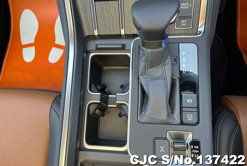 Lexus GX 550 in Black for Sale Image 13
