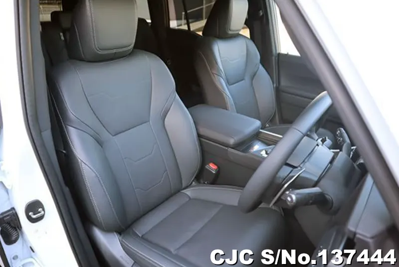 Lexus GX 550 in Pearl for Sale Image 6