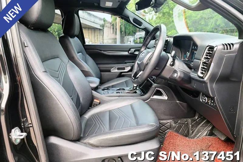 Ford Everest in Black for Sale Image 7