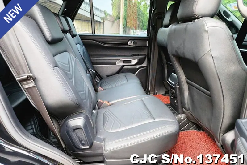 Ford Everest in Black for Sale Image 9