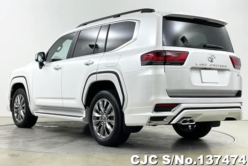 Toyota Land Cruiser in Pearl for Sale Image 1