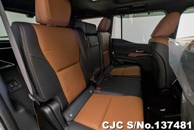 Lexus GX 550 in Black for Sale Image 11