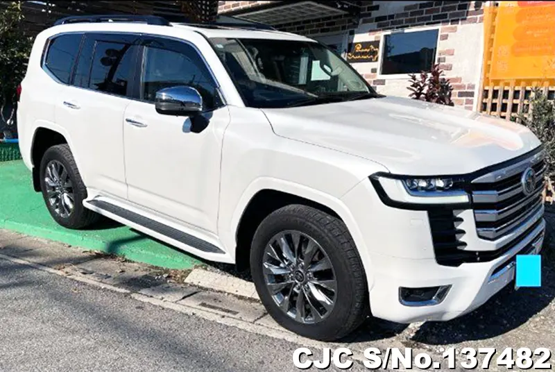 Toyota / Land Cruiser 2024