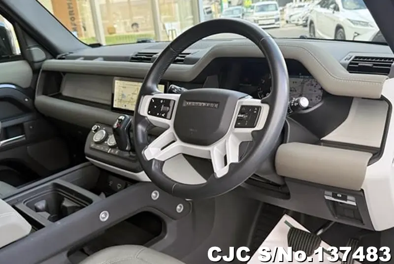 Land Rover Defender in Gray for Sale Image 5