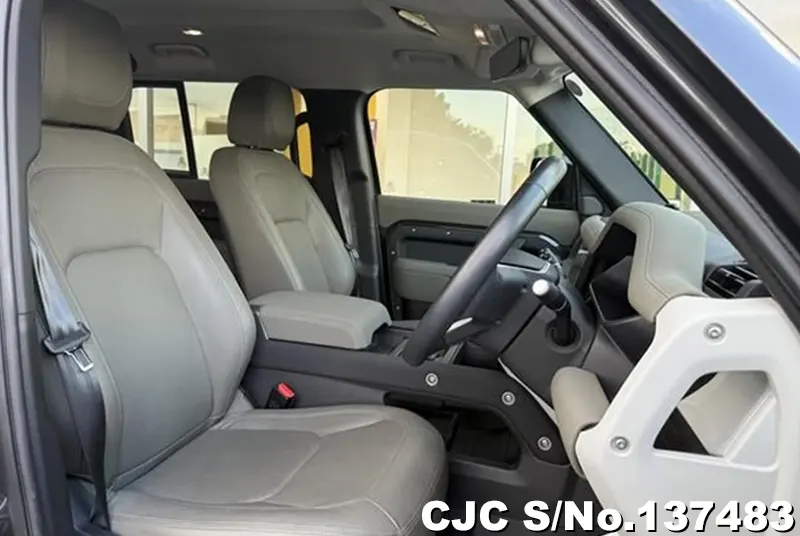 Land Rover Defender in Gray for Sale Image 7