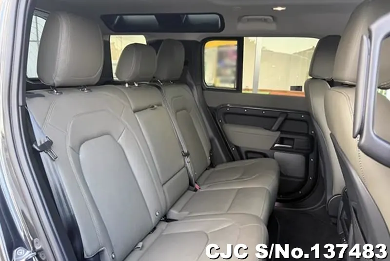 Land Rover Defender in Gray for Sale Image 9
