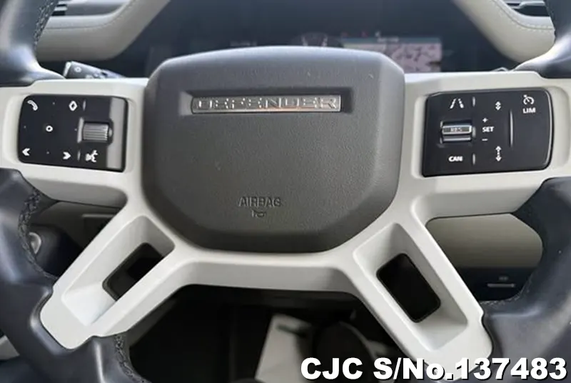 Land Rover Defender in Gray for Sale Image 12