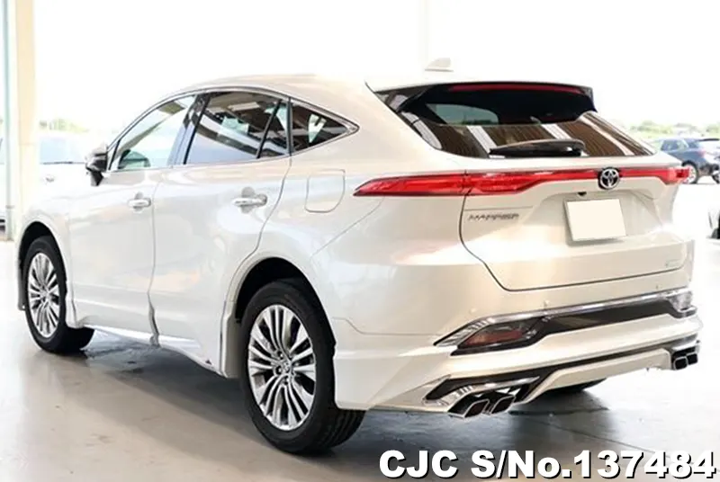 Toyota Harrier in White for Sale Image 1