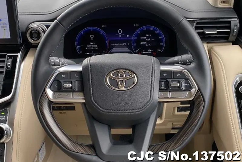 Toyota Land Cruiser in Pearl for Sale Image 9