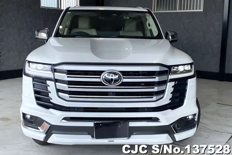 Toyota Land Cruiser in Pearl for Sale Image 4