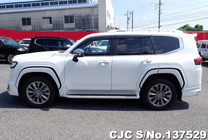 Toyota Land Cruiser in Pearl for Sale Image 7