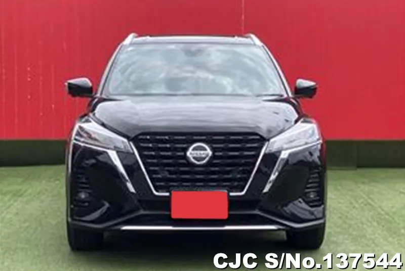 Nissan Kicks in Black for Sale Image 4