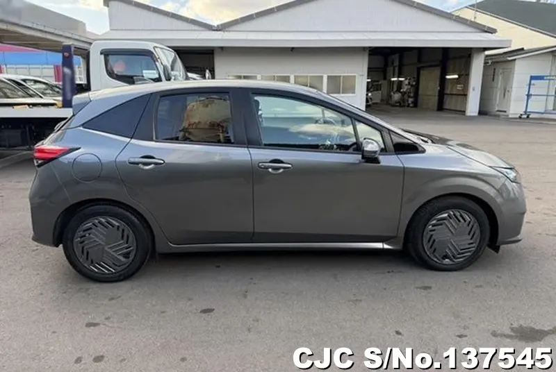 Nissan Note in Gun Metallic for Sale Image 6