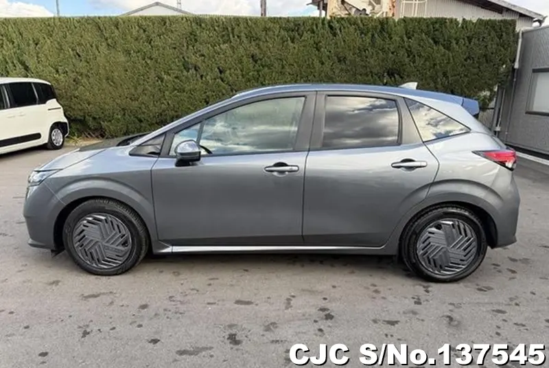 Nissan Note in Gun Metallic for Sale Image 7