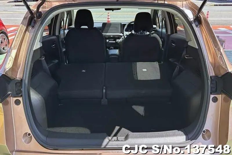 Nissan Note in Orange for Sale Image 10