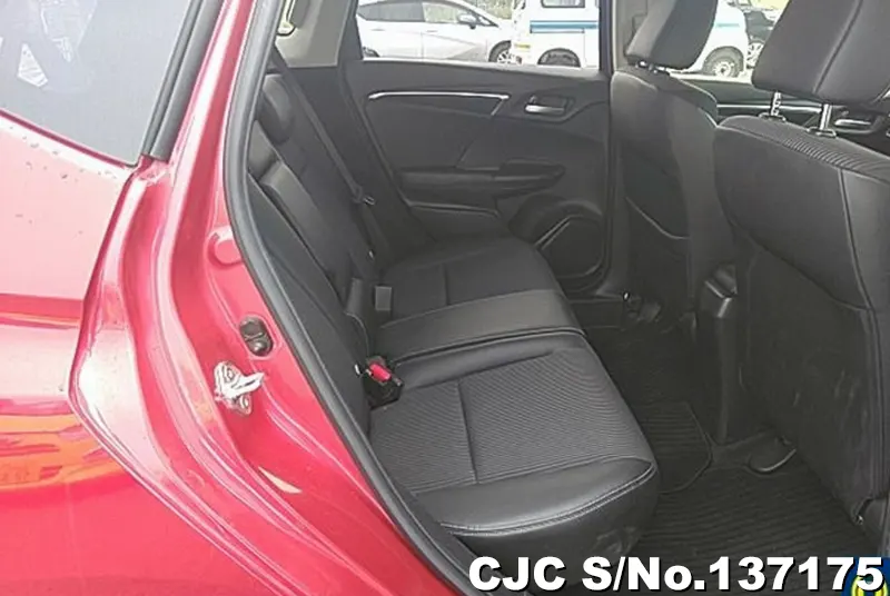 Honda Fit in Red for Sale Image 7