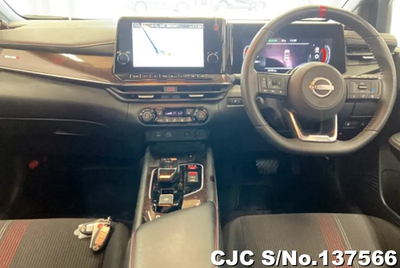 Nissan Aura e-Power in Black for Sale Image 4