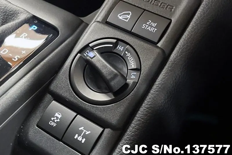 Toyota Land Cruiser FJ in Pearl for Sale Image 9