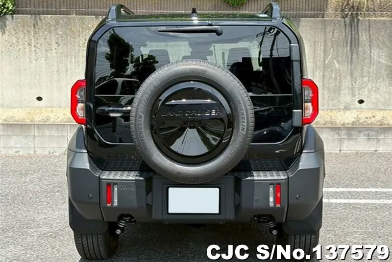 Toyota Land Cruiser FJ in Black for Sale Image 3