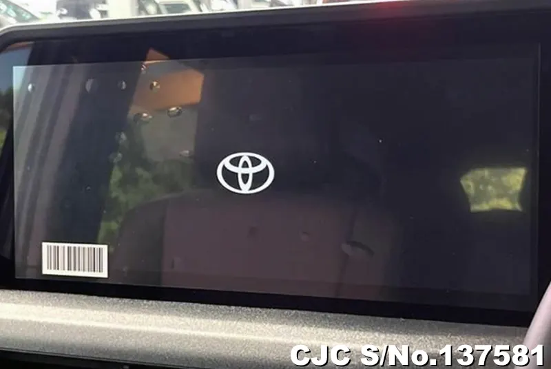 Toyota Land Cruiser FJ in Pearl for Sale Image 2