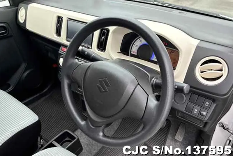 Suzuki Alto in Silver for Sale Image 3