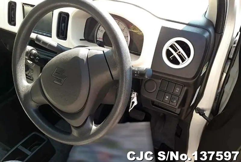 Suzuki Alto in Silver for Sale Image 8